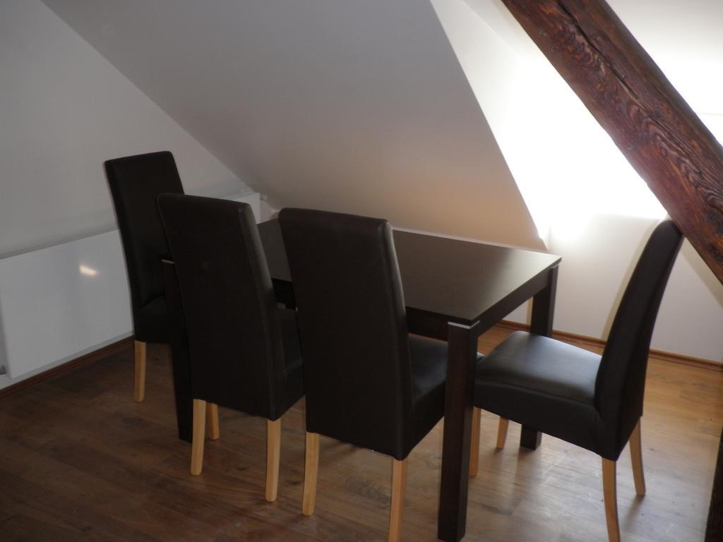 Apartment Paradise Michalska Прага Стая снимка